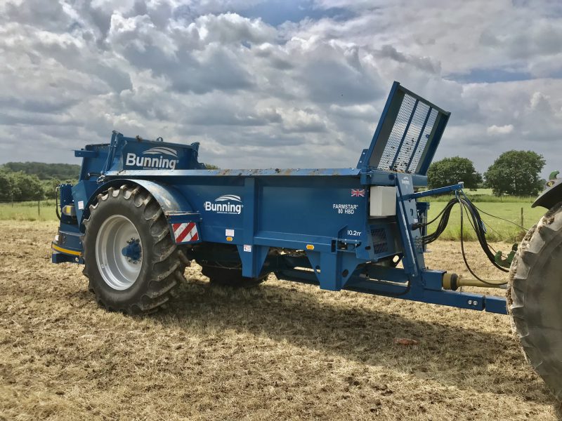 Farmstar 80 HBD with slurry door, slurry door indicator, ISOCAN weigh cell system, rear flashing beacons, mudguards and lights and 520/85 R38 wheels