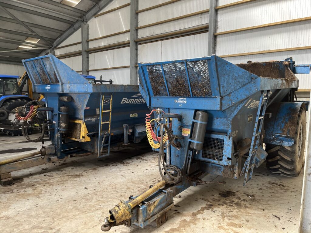 Lowlander 105 Tva Spreaders Compact Machine In The Foreground Next To The Longer Standard Body Spreader